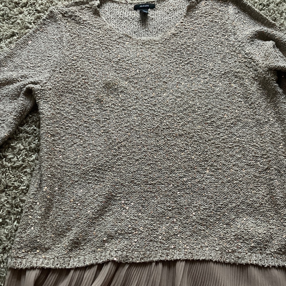 LAST CHANCE  Alfani Womens Pullover Sweater Beige Long Sleeve Sequin Sparkle L